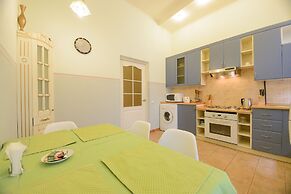 Kiev Accommodation Hotel Service