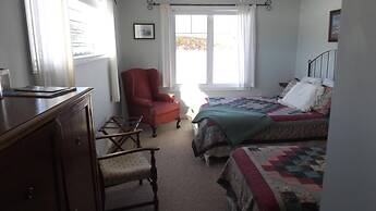 Johnson Shore Inn