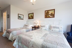 Johnson Shore Inn