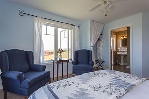 Johnson Shore Inn