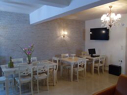 Garden Villa