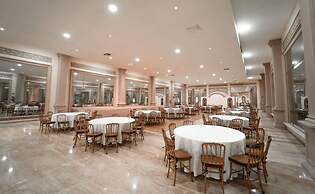 Alameda Grand