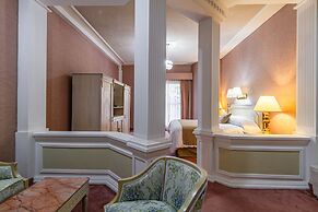 Alameda Grand
