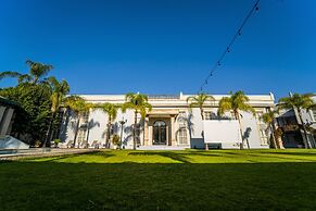 Alameda Grand