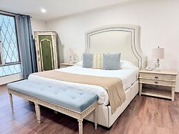 Alameda Grand