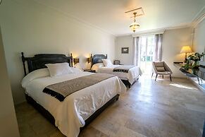 Alameda Grand
