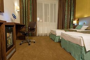 Vnukovo Green Palace Hotel