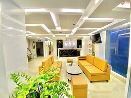 Art Deluxe Hotel