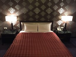 Well Garden Hotel