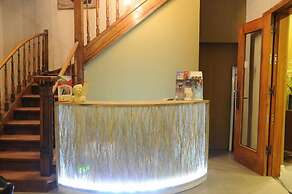 Escapade Hotel