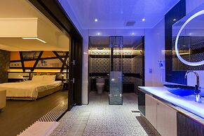 Soho Motel