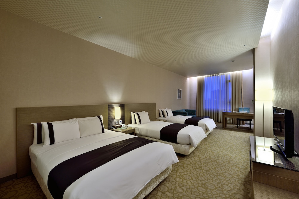 Shinkansen Grand Hotel