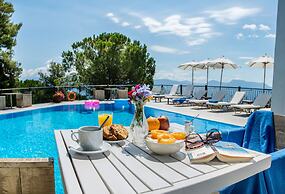Aliki Hotel