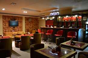 Hotel Marc Inn