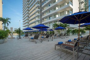 Courtyard By Marriott Santa Marta Resort