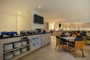 Courtyard By Marriott Santa Marta Resort