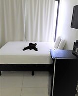 Las Perlas Condo