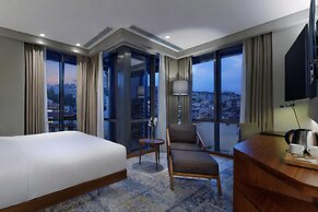 DoubleTree by Hilton Hotel Istanbul - Piyalepasa