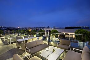 DoubleTree by Hilton Hotel Istanbul - Piyalepasa