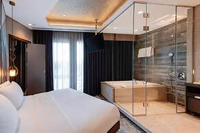 DoubleTree by Hilton Hotel Istanbul - Piyalepasa