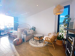 Minimi Inn - SailRock Beach House