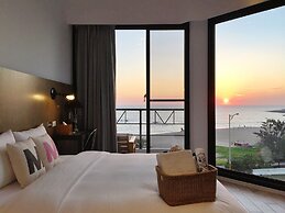 Minimi Inn - SailRock Beach House