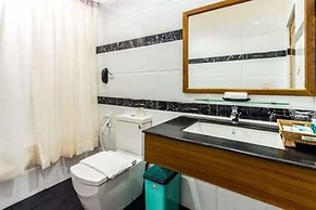 Hotel 7 Mile