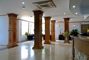 Hotel 7 Mile