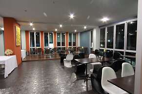 Trendy Hotel