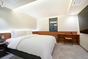 Tara Hotel