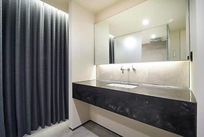Tara Hotel