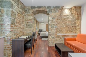 Palace Suites Heritage Hotel – Adults Only
