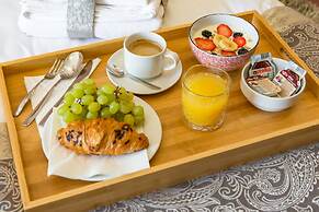 Palace Suites Heritage Hotel – Adults Only