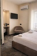 Elysium Gallery Hotel