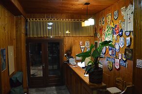 Hani Zisi Hotel