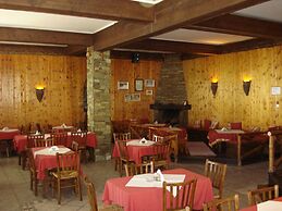 Hani Zisi Hotel