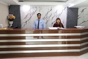 Airport Hotel