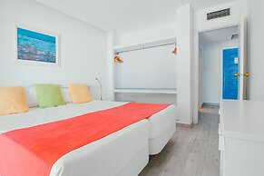 Guya Wave Hotel
