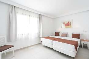 Guya Wave Hotel