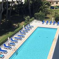 Guya Wave Hotel