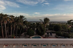 Goood Resort