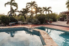Goood Resort