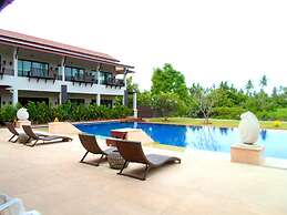 Naraya Riverside Resort