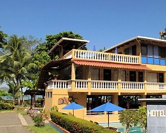 House of the Macaws
