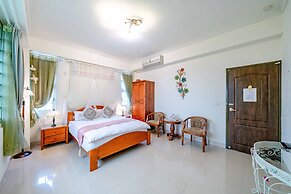 Evergreen Garden Home