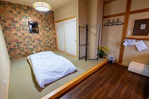 Guest House Ouka - Hostel