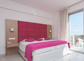 Marlita Beach Hotel Apartments