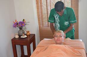 Thaproban Pavilion Resort & Spa