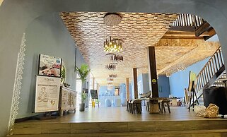 Thaproban Pavilion Resort & Spa