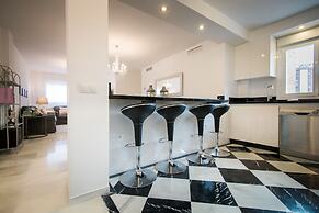 Holidays2Malaga Train Station Area Apartments
